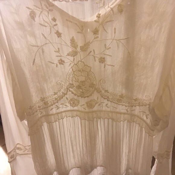 Elegant Chiffon Ivory Blouse w Pearl Buttons Sweet - Picture 3 of 8